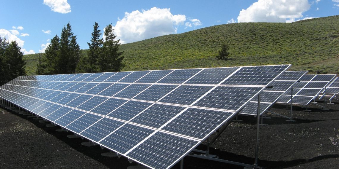 Sunlight Solutions – The Economic Benefits of Installing Solar Panels