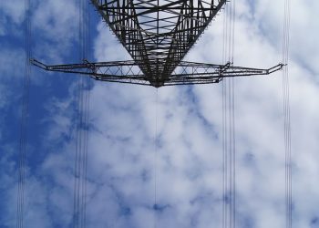 Tesla 50-MW Battery Sparks New Projects After Promising Run