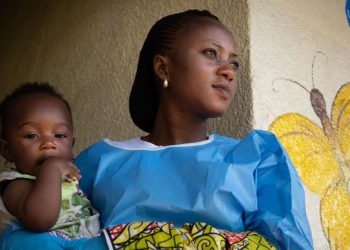 Pregnant, nursing women can now be given Ebola vaccine, UN health agency announces