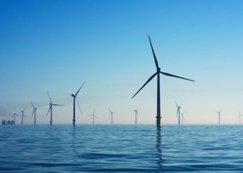 Forming joint ventures to construct US offshore wind farms