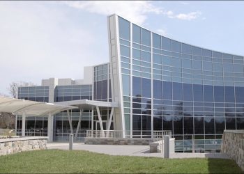 Saint-Gobain Goes LEED Platinum