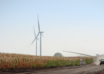 Amazon to purchase energy from wind farms in Ireland, Sweden and US