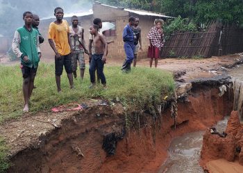 UN aid teams scramble to reach ‘most remote places’ cut off by Cyclone Kenneth in Mozambique