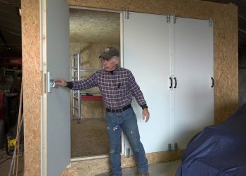 Building your own paint booth  Part  3, doors-insulation-heating-lights