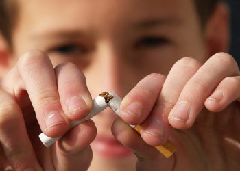 Don’t let smoking steal life’s breathtaking moments, urges UN health agency