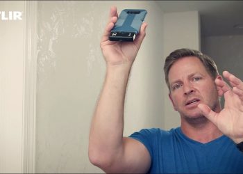 Checking a House for Missing Insulation with FLIR ONE