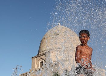 Friday’s Daily Brief: More climate action says Guterres, migrant children dangers, Ebola fight, record-setting weather