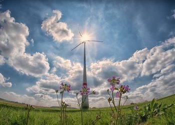 FERC revises three-year forecast to reflect rapid growth of renewable energy