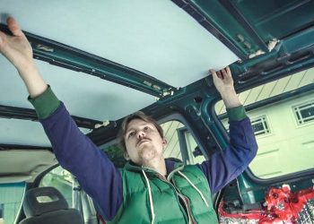 How to Insulate ceiling of a Mini Van for Winter without Losing Head Room! Reflectix + Rigid Foam