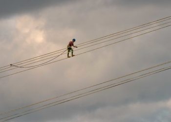 Closing Sub-Saharan Africa’s Electricity Access Gap: Why Cities Must Be Part of the Solution