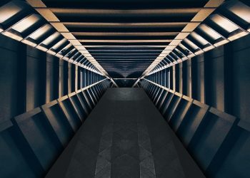 In battle to break up utilities, Arizona steps to the front line