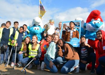 UN, European Union and Smurfs team up for global beach clean-up campaign in support of Sustainable Development Goals