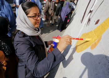 Friday’s Daily Brief: When journalists are targets, landslides in Cameroon, UN Female Police Officer of the Year award