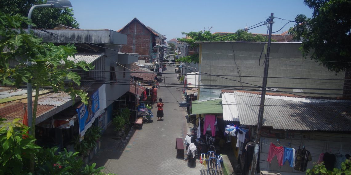 To Fix City Slums, Don’t Just Knock Them Down: Involve Residents in Upgrading Efforts