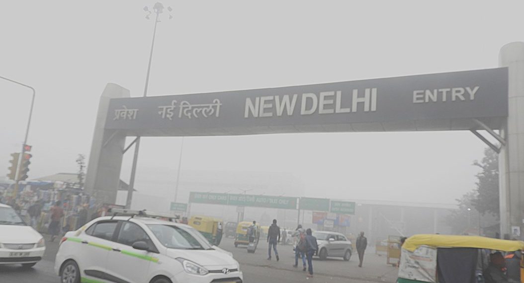 To Clean Delhi’s Air, Reform Its Transport System