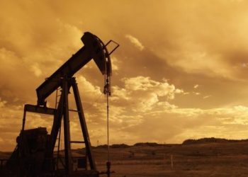 How the Gas and Oil Industries Can Decrease Their Impact on the Environment