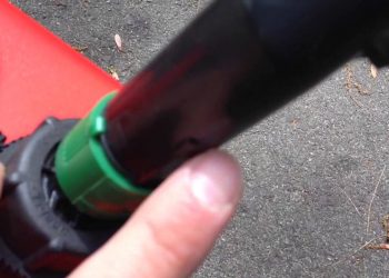 How To Properly Use Eco Friendly Gas Can With Green Twist Lock Spout