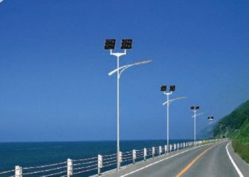 How Solar Lights for Parking Lots Can Save Some Green