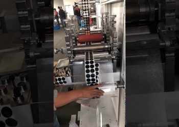 36 Rotary die cut insulation part cut at fixed position 绝缘贴高速飞剪切片