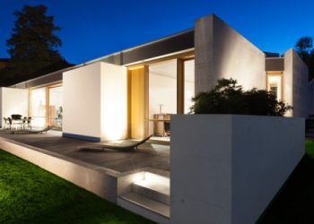 How a Business Can Save on Outdoor Lighting