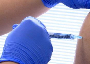 WHO urges effective and fair use of COVID vaccines |