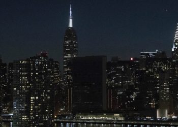 Earth Hour: ‘Make peace with nature’ – UN chief |