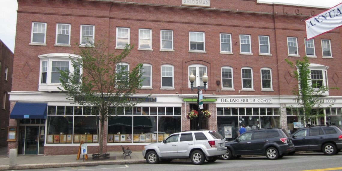 Voices of 100%: Hanover residents raise hands for renewable energy