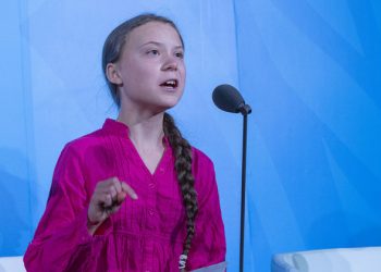 COVID-19: Greta Thunberg contributes 100,000 Euros to vaccine equity initiative |