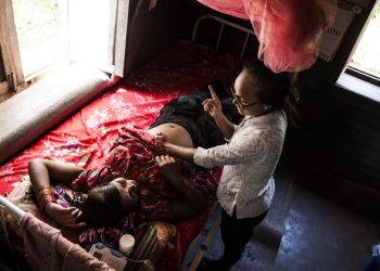 UN report sounds alarm on acute global shortage of midwives | International Day of the Midwife