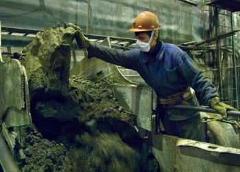 Share gains from extracting precious raw materials more equitably, guard against pitfalls: UN chief |