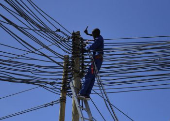 Global push needed to ensure ‘clean, affordable and sustainable electricity’ for all |