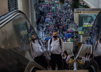 Producing COVID-19 vaccines in Latin America will ease shortages, protect more people |