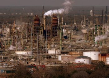 How the US Can Decarbonize Petroleum Refineries