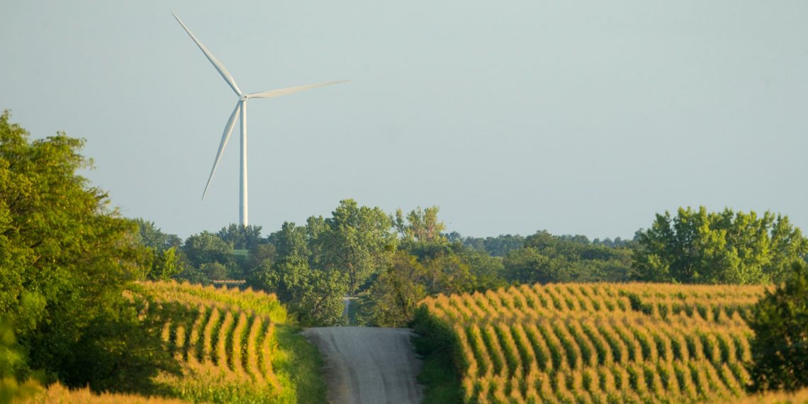 In comments to FERC, renewable energy giants detail interconnection, transmission, and grid upgrade cost-sharing woes