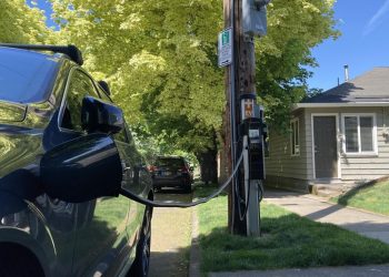 A Creative Solution to Make Public EV Charging More Accessible in US Cities