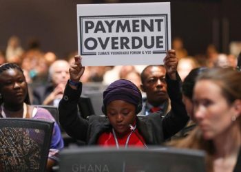 As COP27 deadline slips, UN chief urges negotiators to aim for ‘maximum ambition’ on loss and damage |