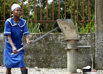Step up investment to ensure water and sanitation access for all