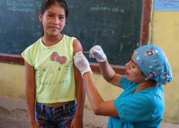WHO revises recommendations on lifesaving HPV vaccine