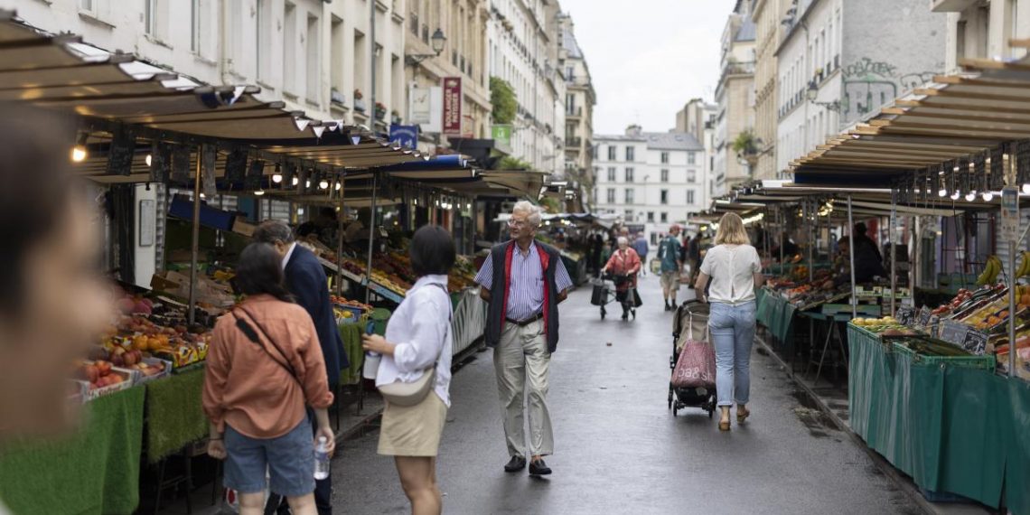 Reimagining a 15-Minute City in Paris