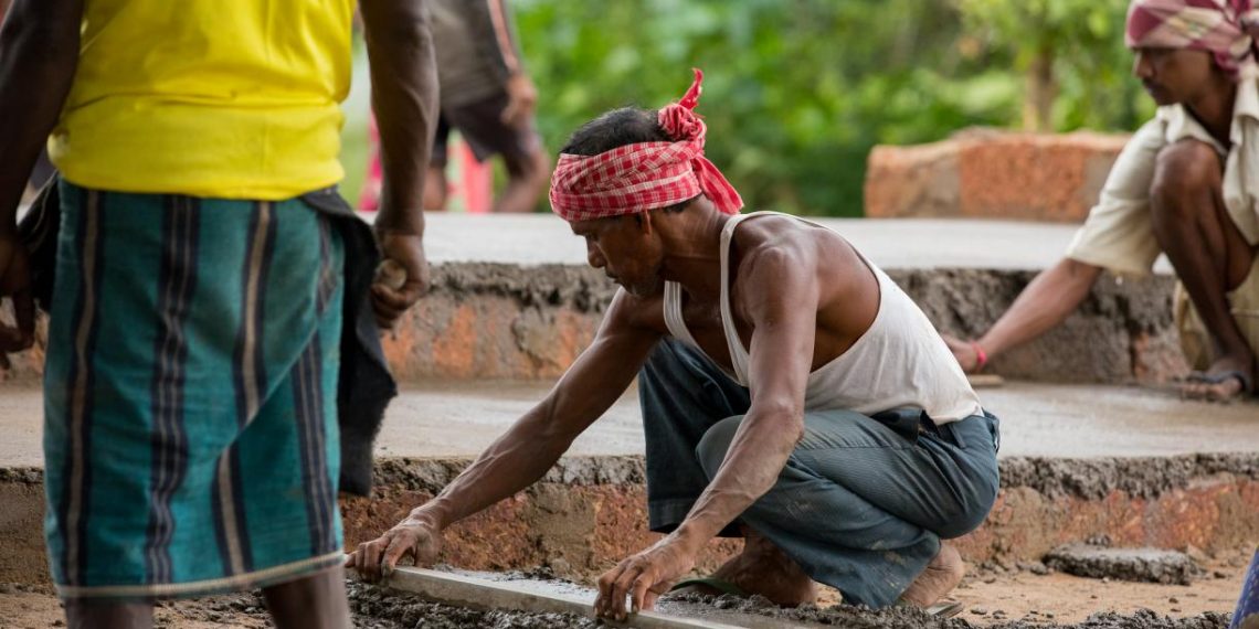 Public Works Jobs Help the Urban Poor in Odisha, India