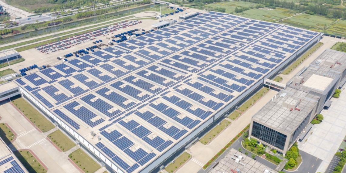 China’s Overseas Investments After Coal: Renewables or Gas?