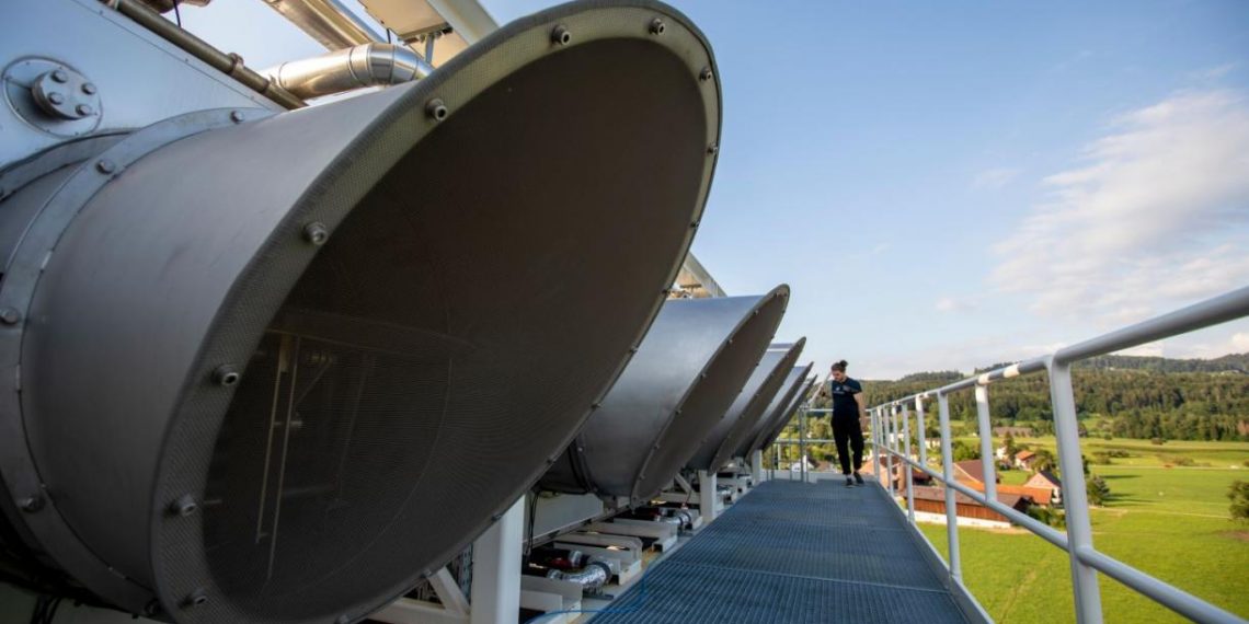 Governing Carbon Removal in Long-term Climate Planning